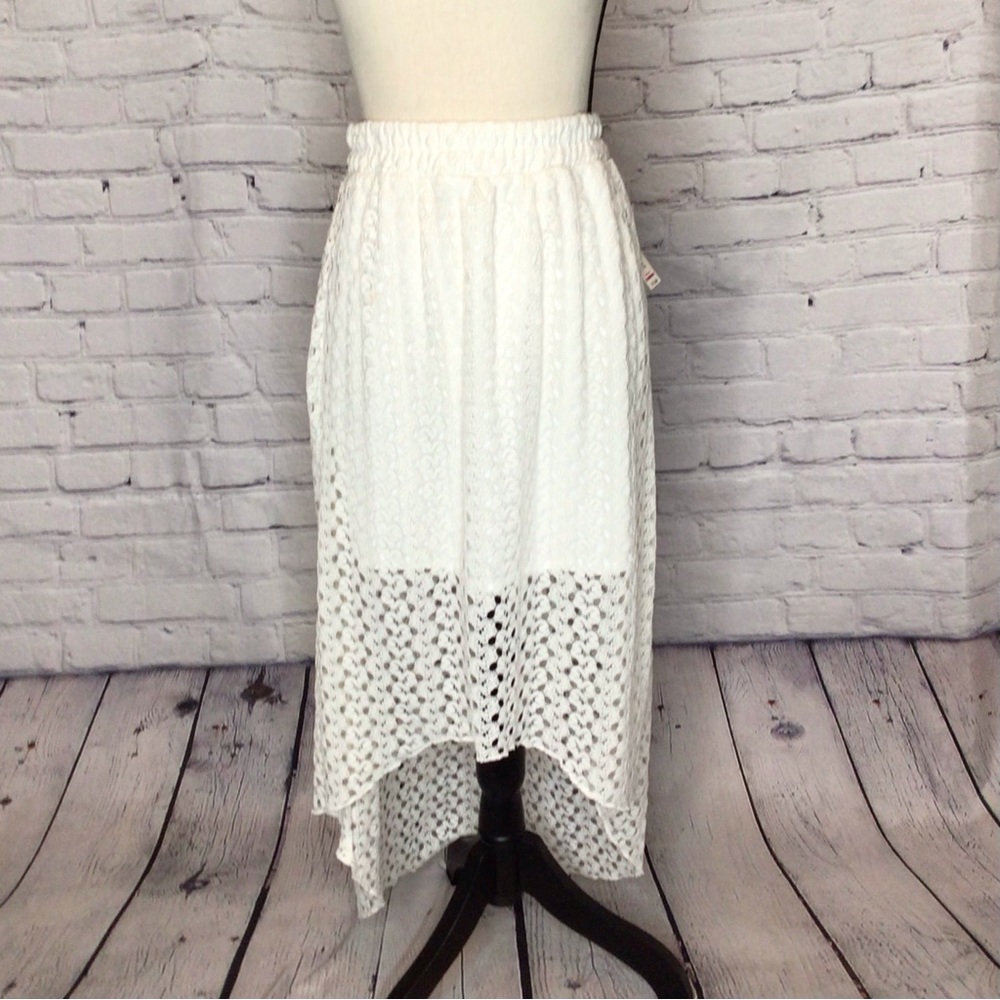 No Boundaries Cream Lace Hi Low Skirt Large 11-13 NWT